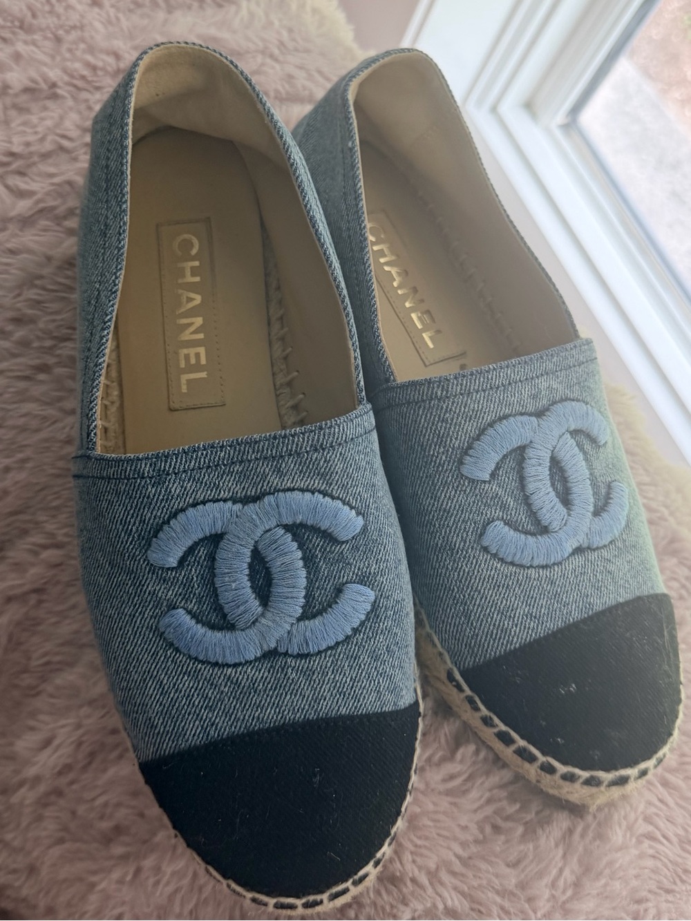 CHANEL Denim CC Espadrilles Flats size 38
